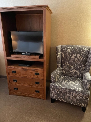 SQH-TV-Chair